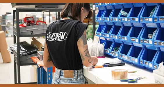 Preparación de un almacén para la temporada alta de verano
