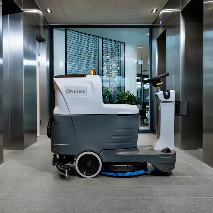 Micro Fregadora  Nilfisk SC2000 – Compacta y Productiva
