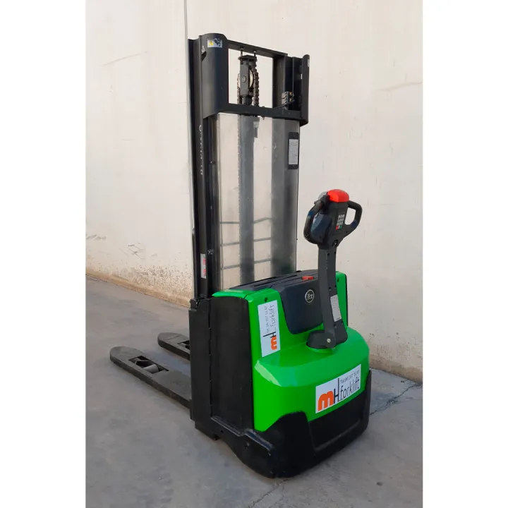 Apilador Eléctrico BT SWE100